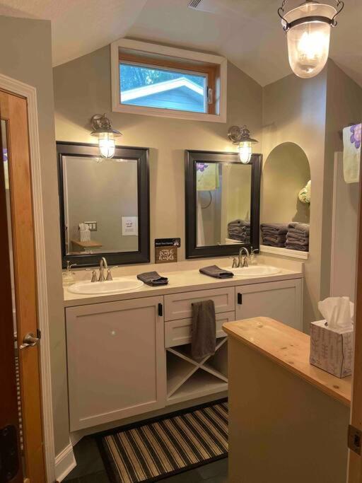Dartt'S Park Flat Apartment Owatonna Bagian luar foto