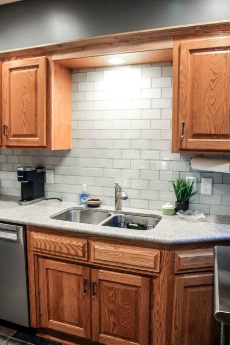 Dartt'S Park Flat Apartment Owatonna Bagian luar foto