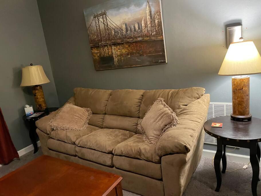 Dartt'S Park Flat Apartment Owatonna Bagian luar foto